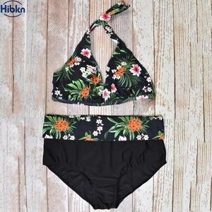 Floral Swimsuit Size XL vacation floral summer black/green/red tropical theme
